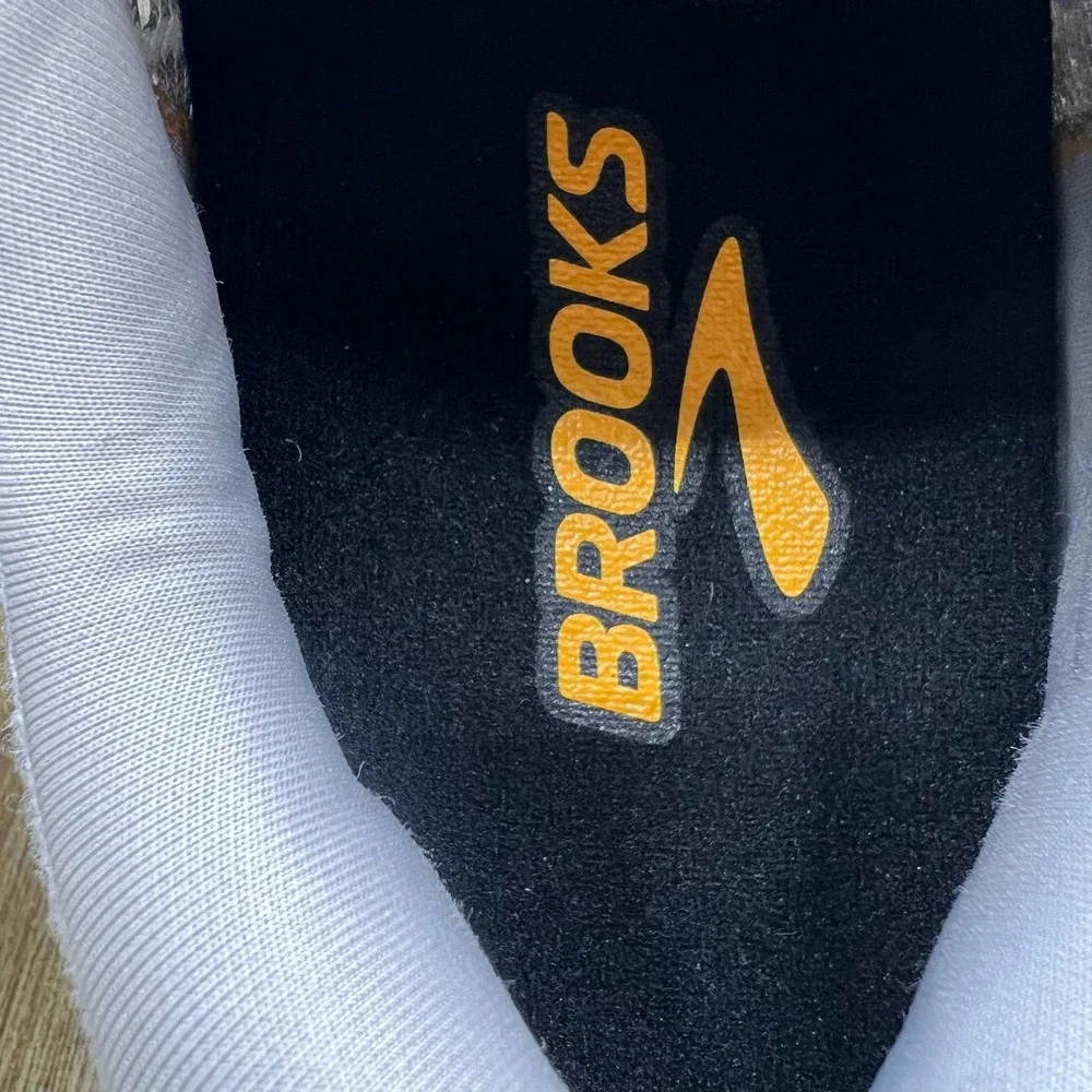 Brooks Adrenaline GTS 24 Men's 9 4E Extra Wide Grey Running Shoes 1104374E084